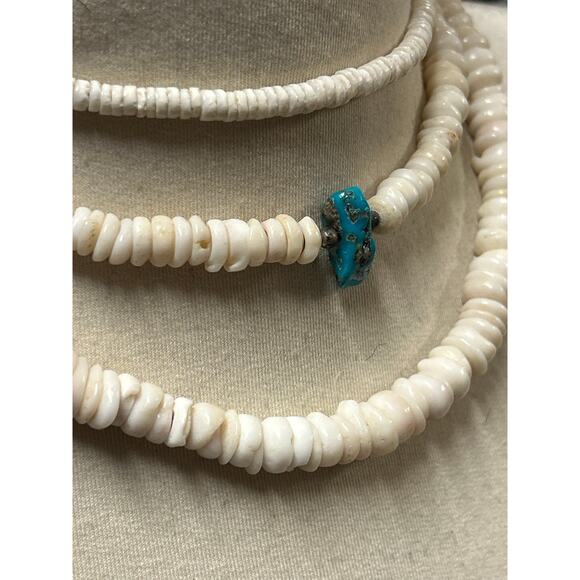 3 Vintage Puka Shell Hawaiian Collar Choker and Necklace Set 14, 15.5, + 19 inch - Picture 4 of 5